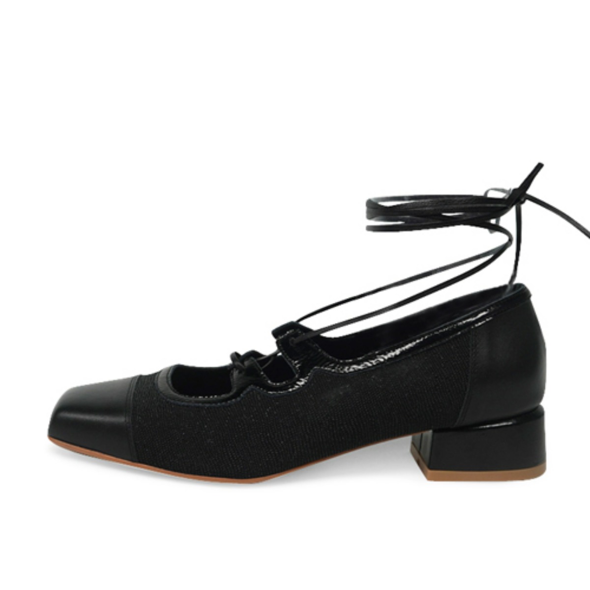 CAMELLIA Lace-up loafers (Black)